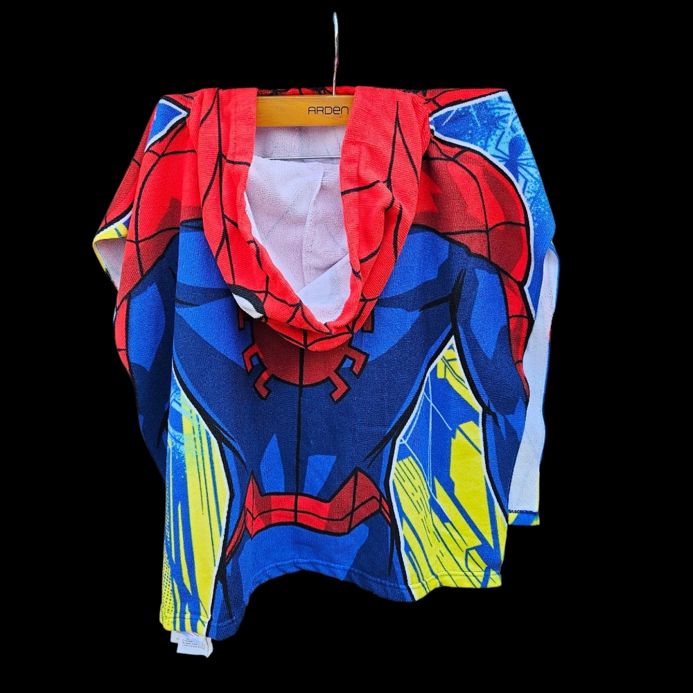 Marvel Red And Blue Superhero bathrobe One Size - Picture 7 of 11